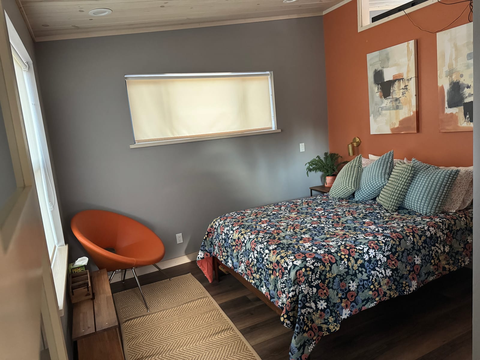 Apartment bedroom